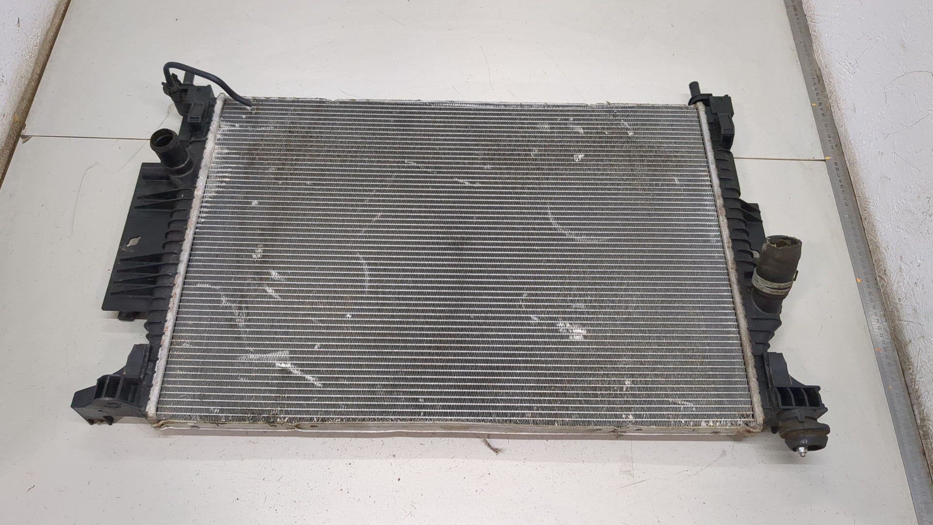 Радиатор охлаждения двигателя основной