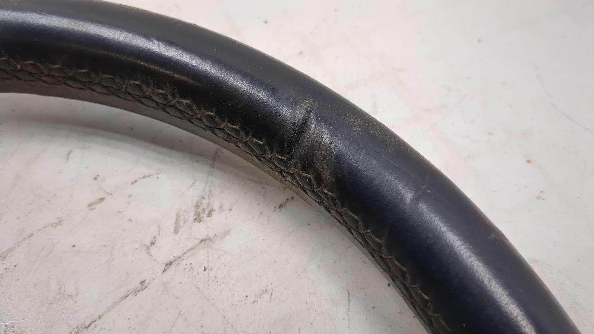 Рулевое колесо (руль)