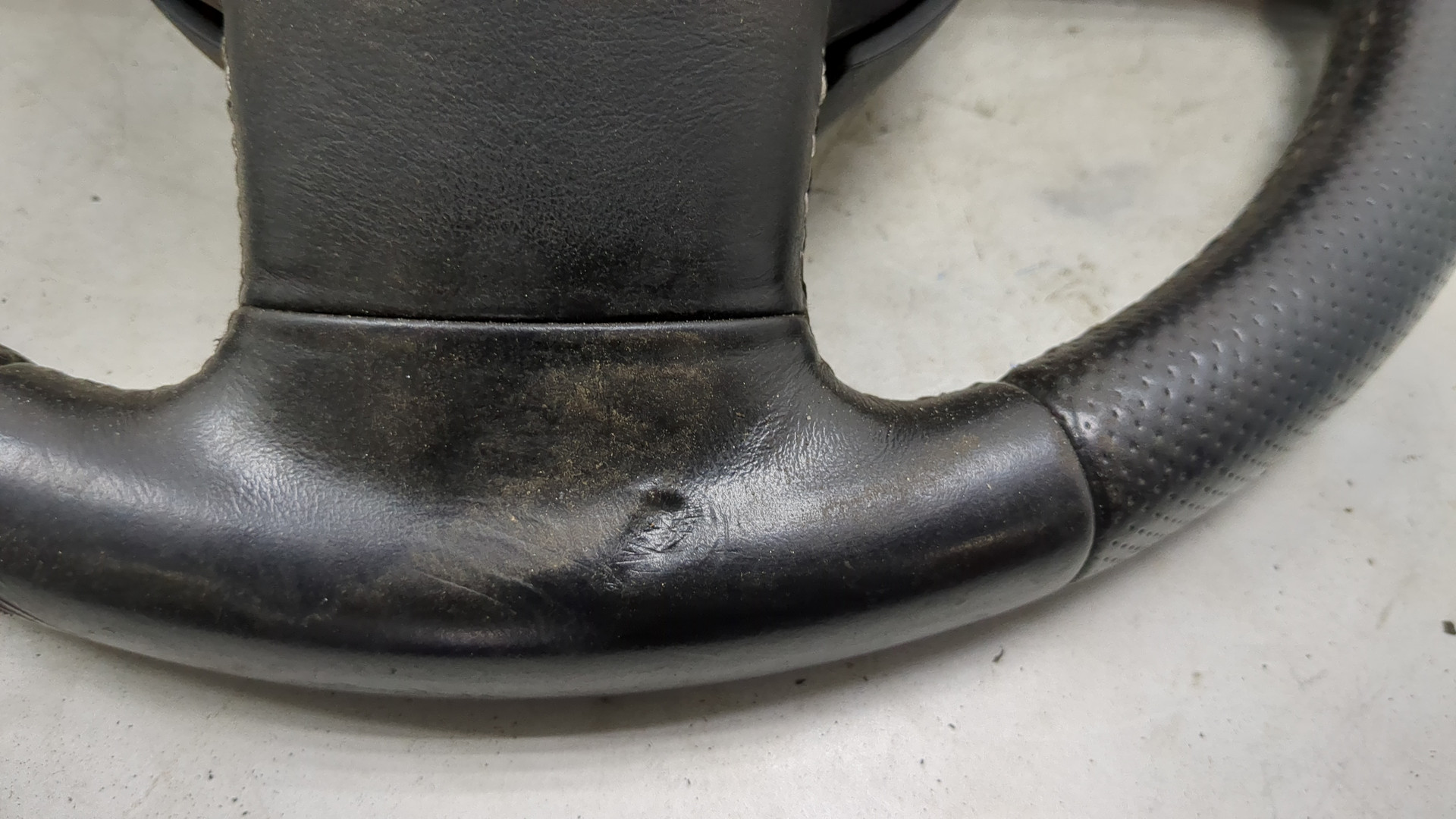 Рулевое колесо (руль)