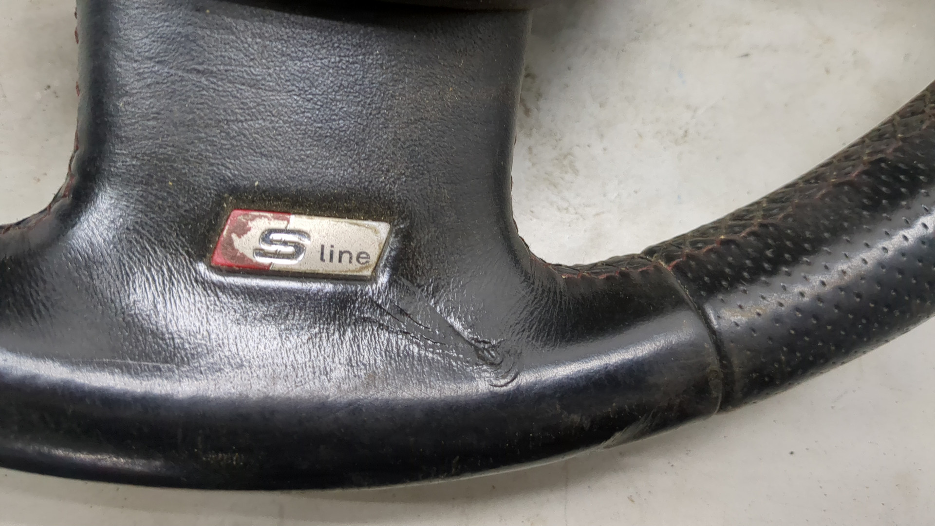 Рулевое колесо (руль)