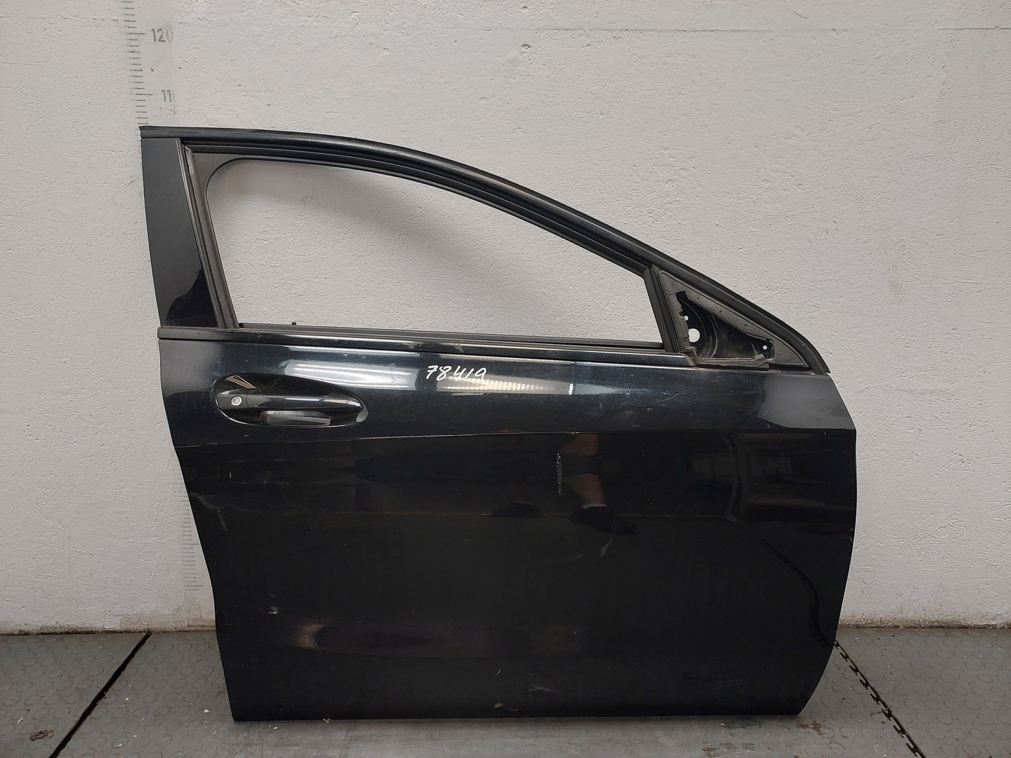 Дверь передняя правая