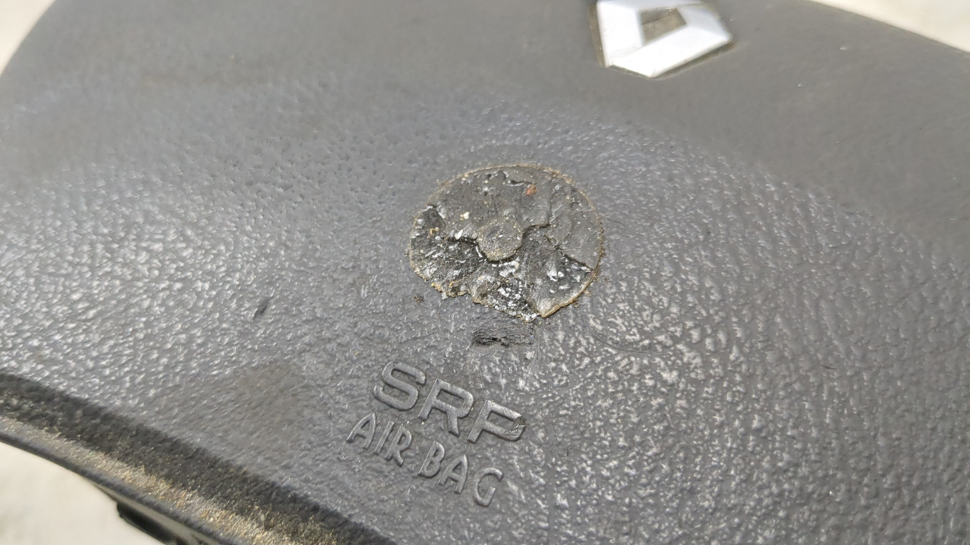 Подушка безопасности в рулевое колесо