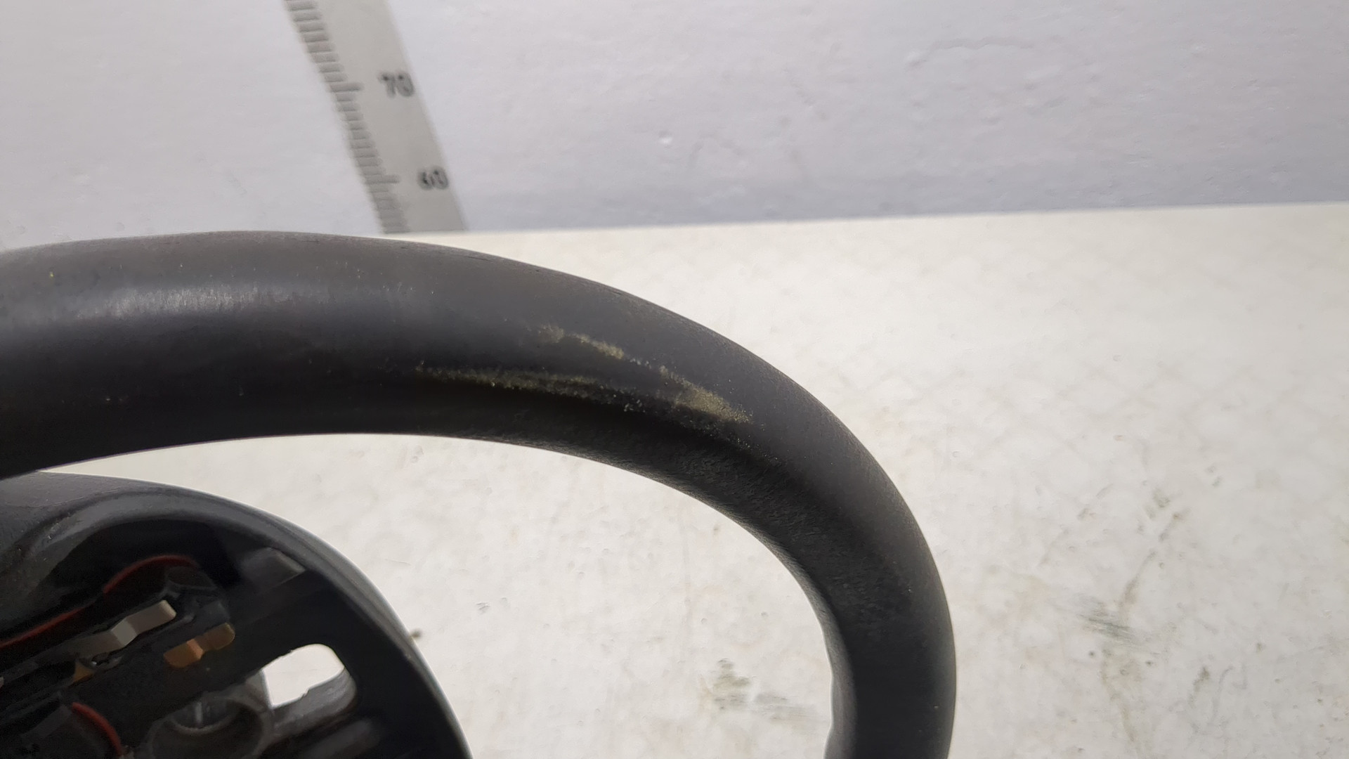 Рулевое колесо (руль)