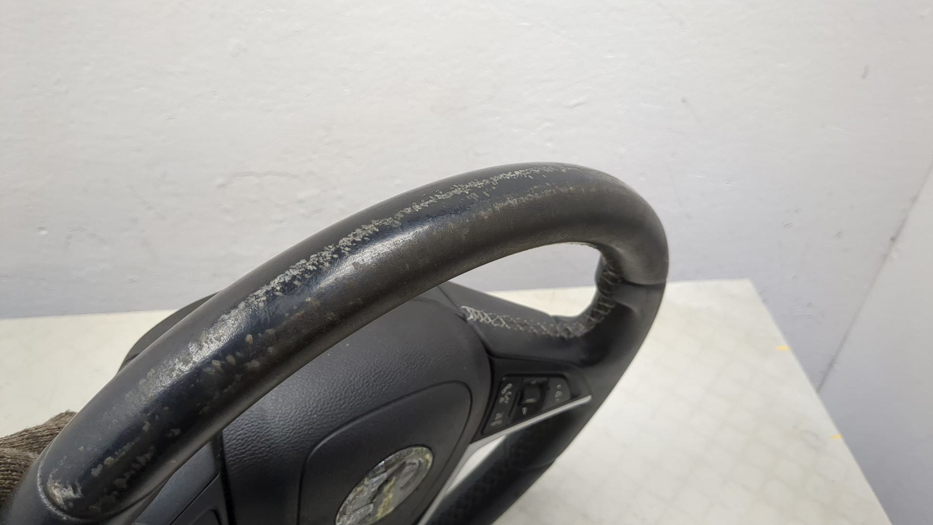 Рулевое колесо (руль)