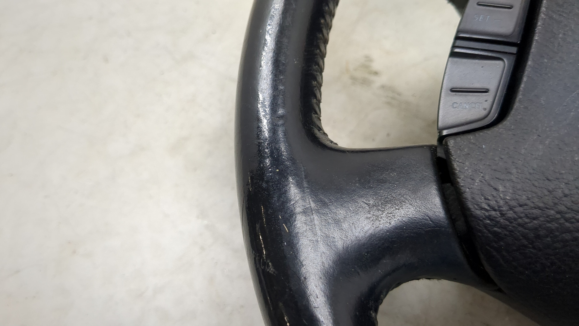 Рулевое колесо (руль)