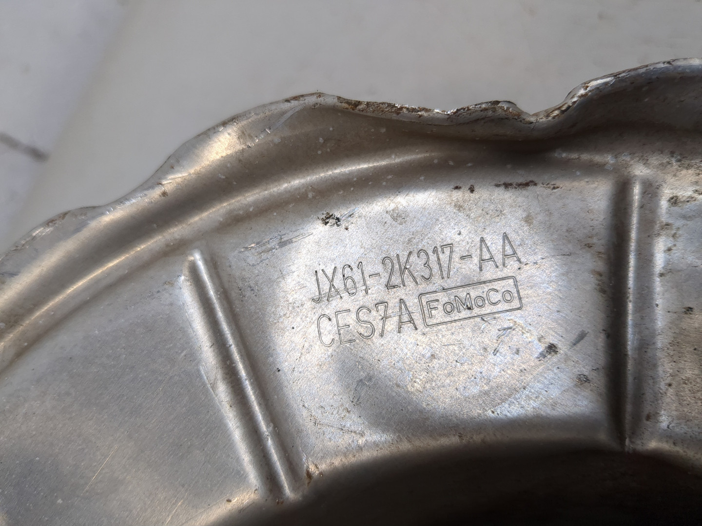 Кулак поворотный задний левый