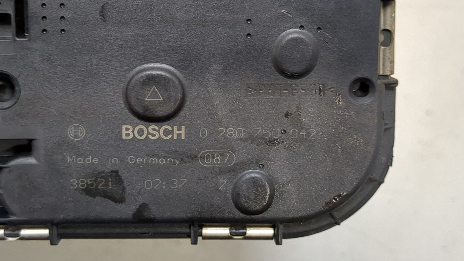 Заслонка дроссельная электрическая