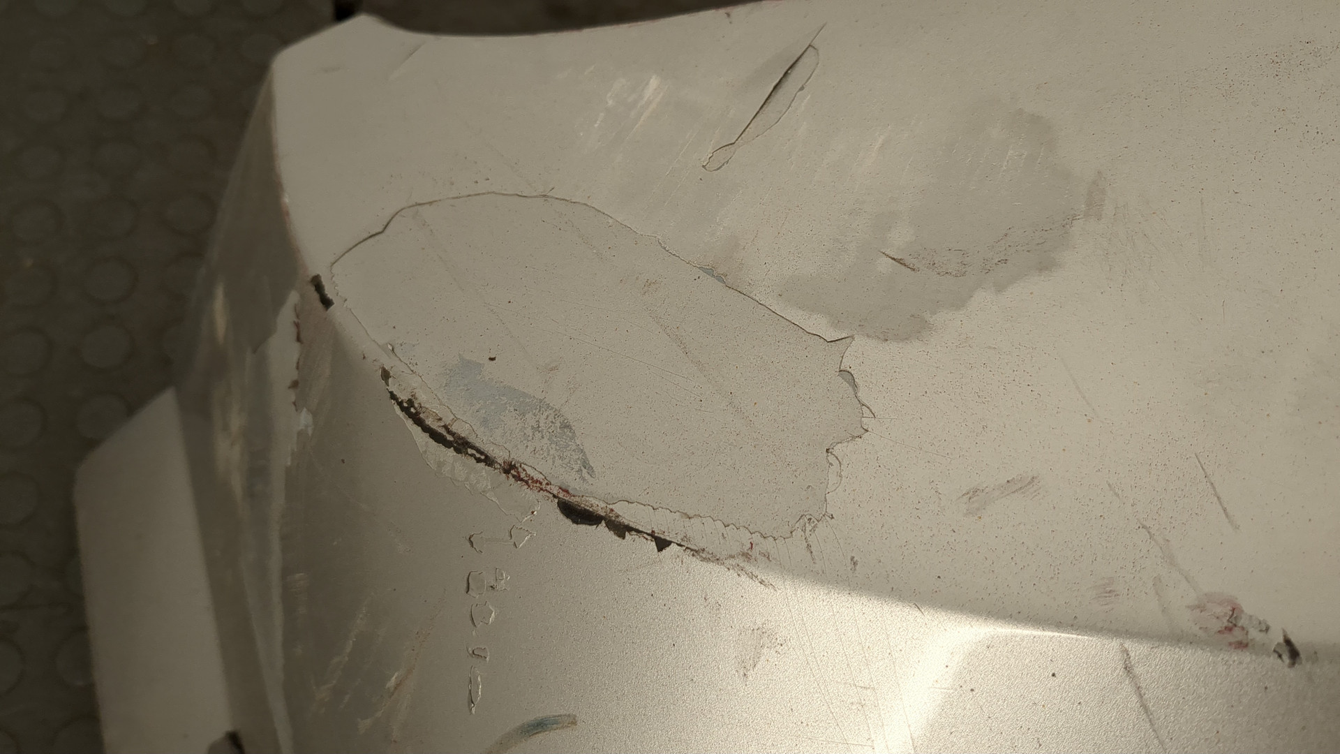 Бампер задний