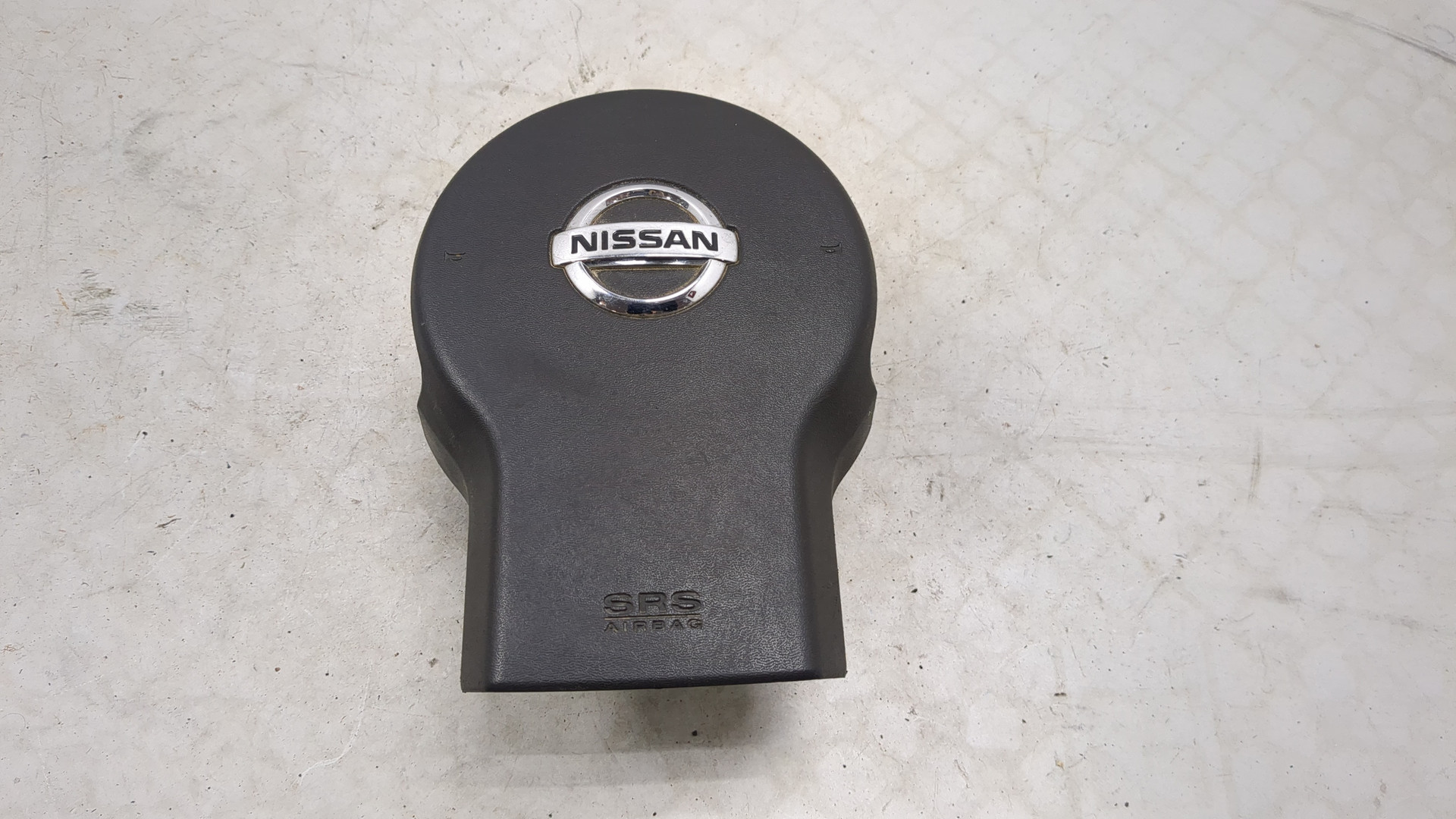 Подушка безопасности в рулевое колесо