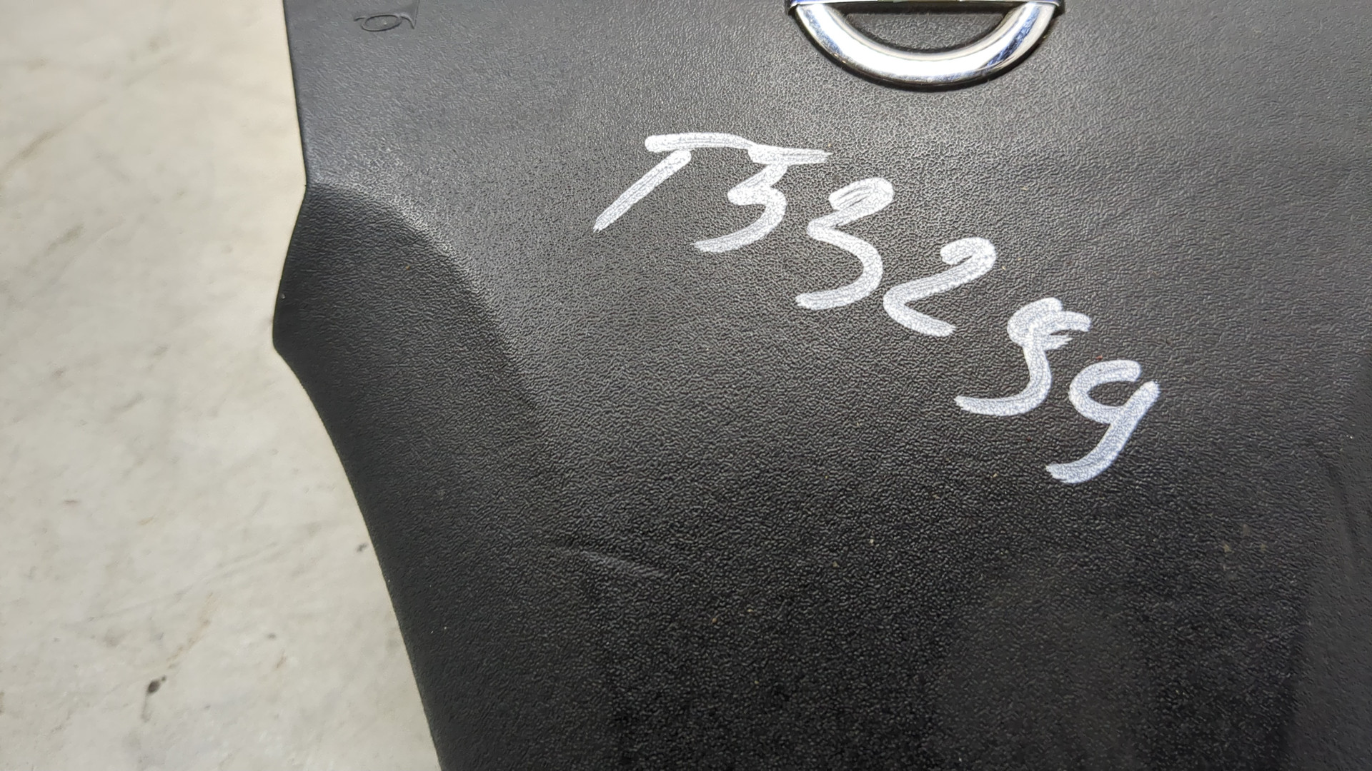 Подушка безопасности в рулевое колесо