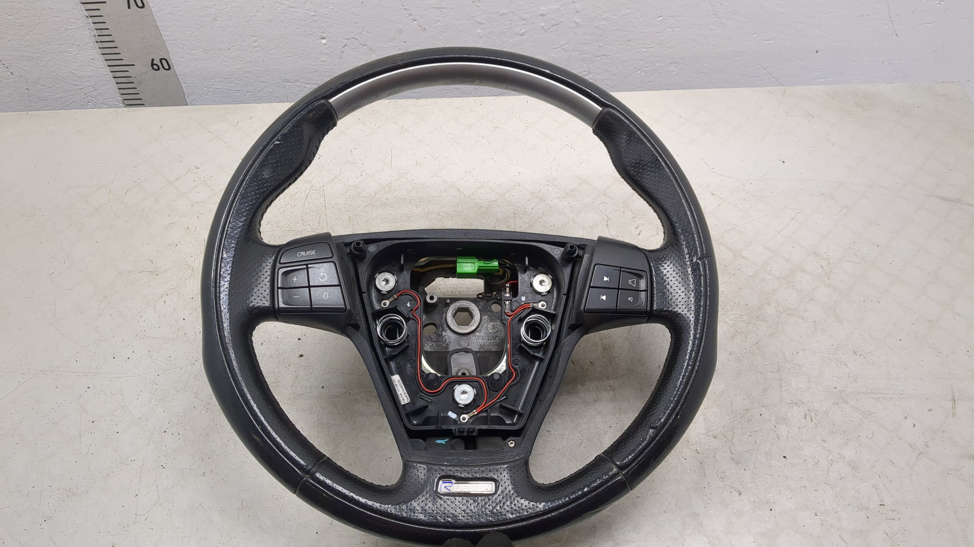 Рулевое колесо (руль)