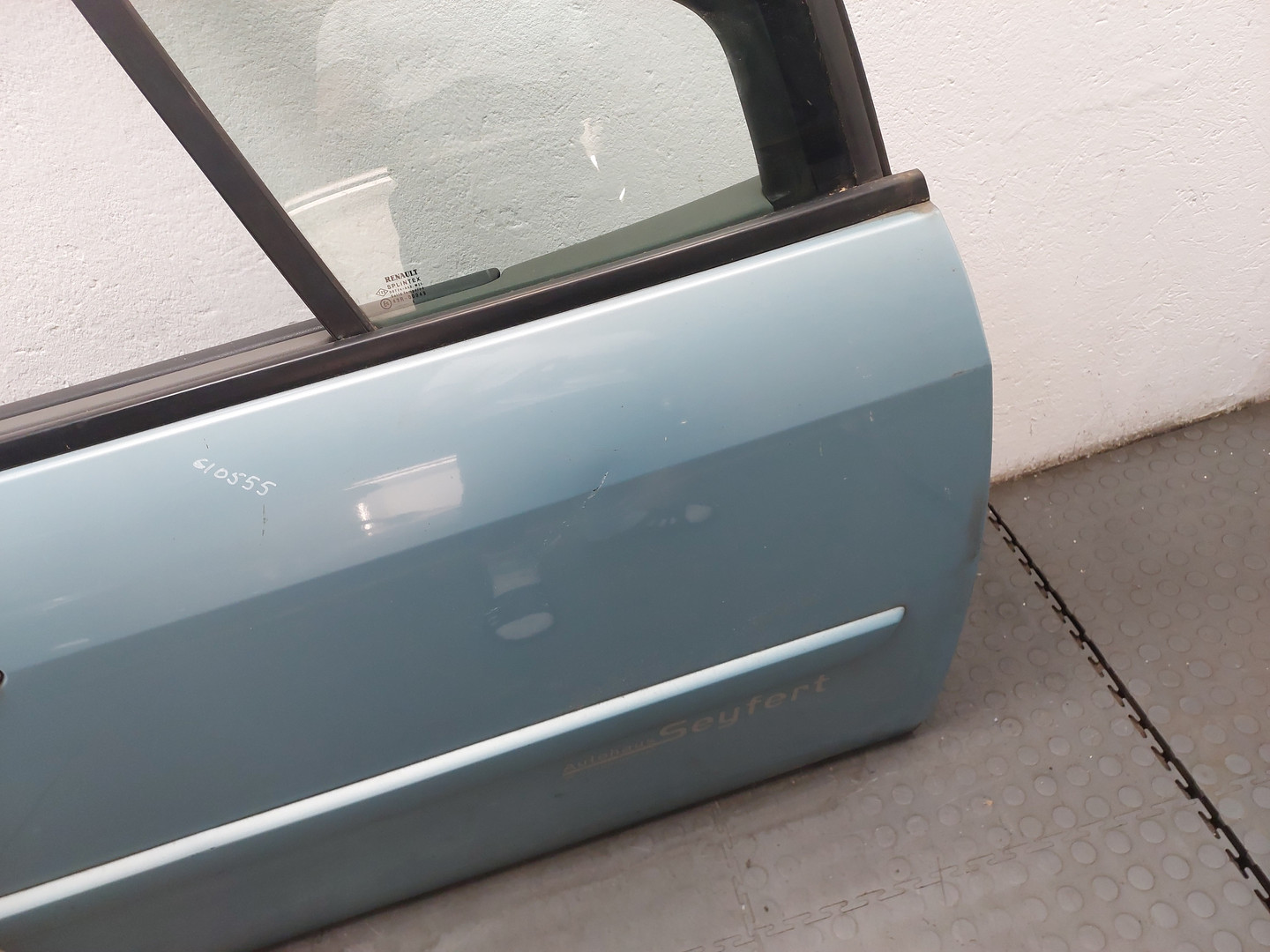 Дверь передняя правая