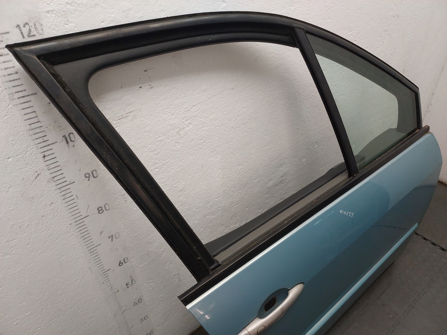 Дверь передняя правая