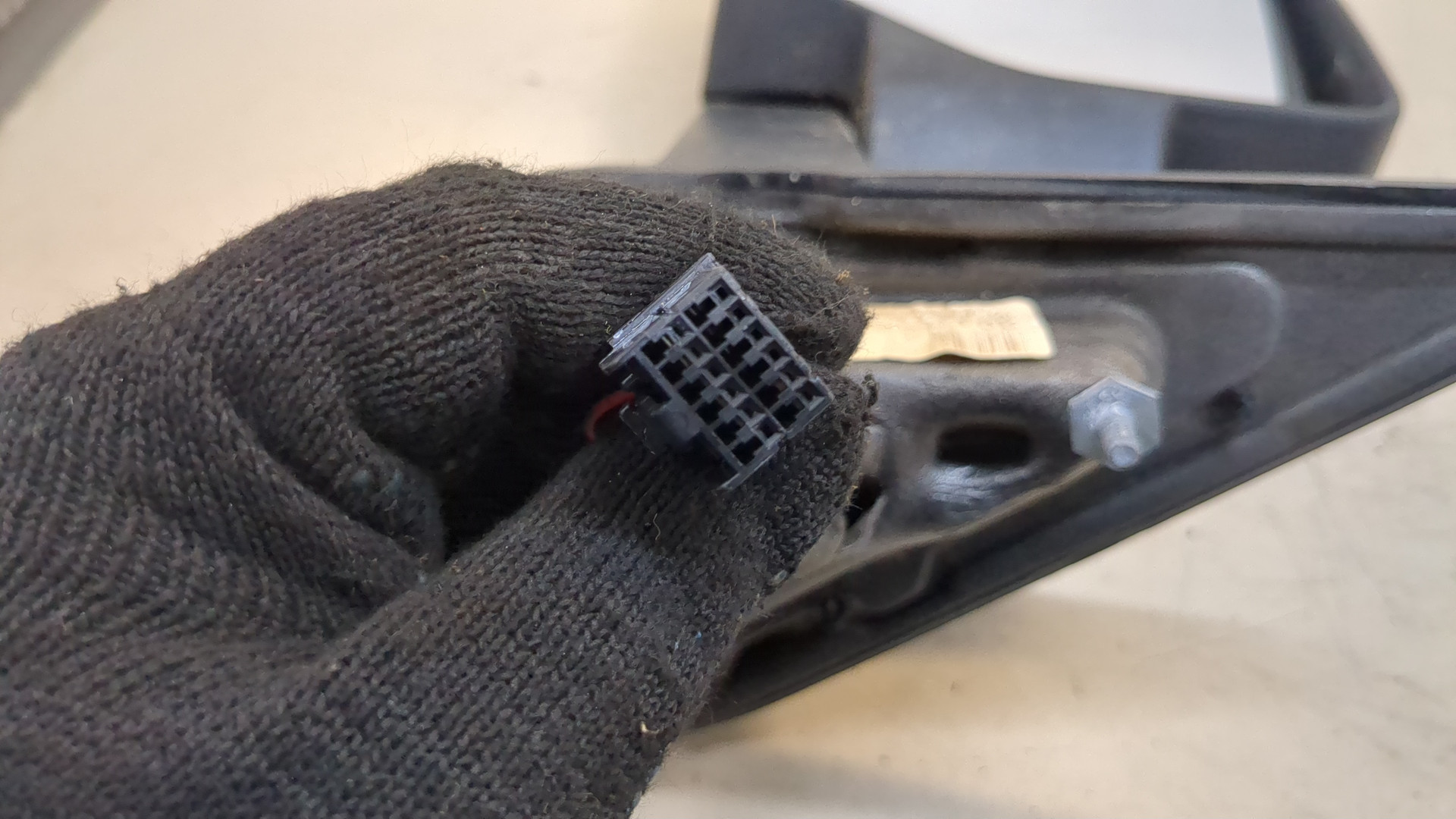 Зеркало левое электрическое