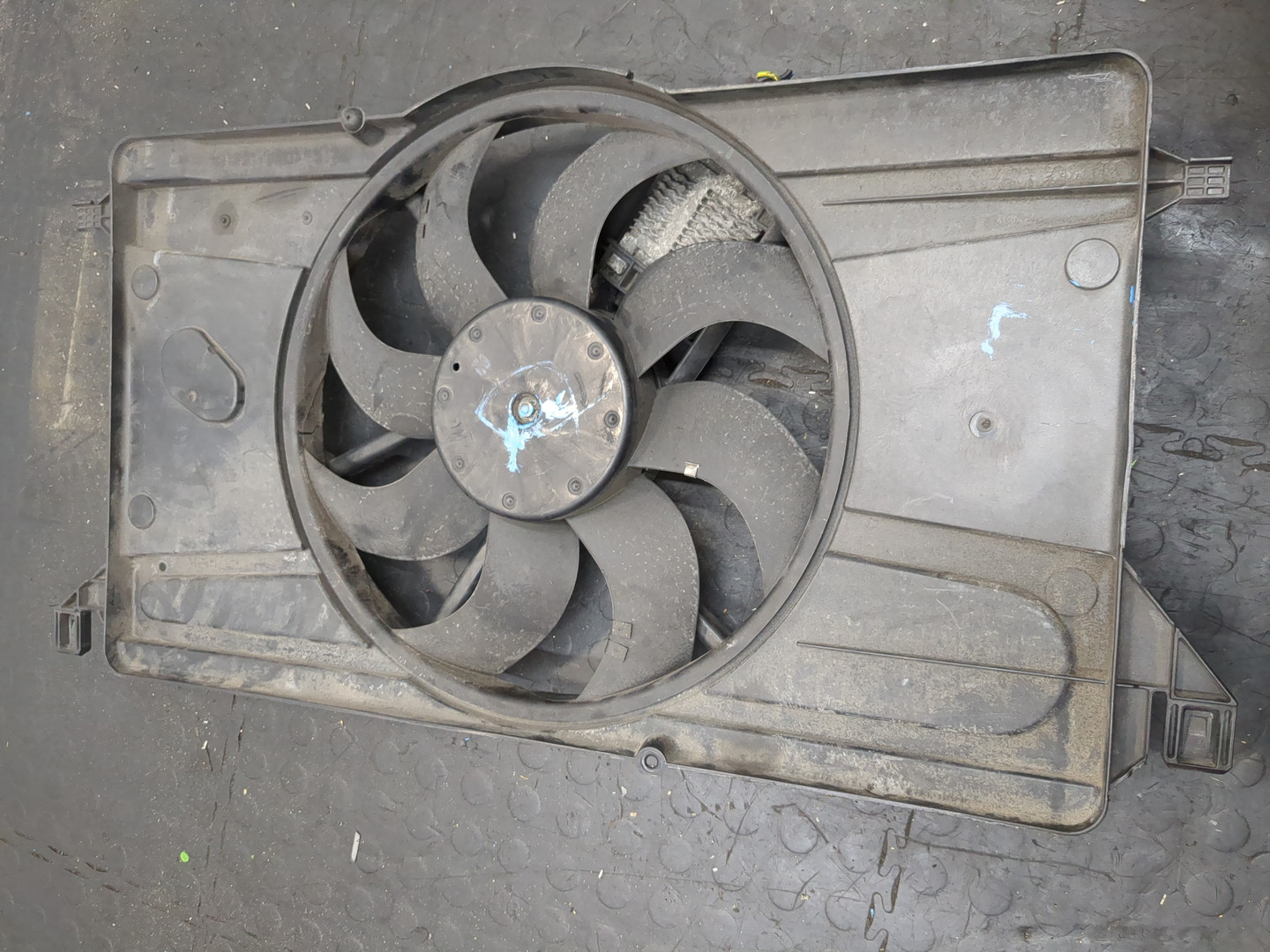 Вентилятор радиатора