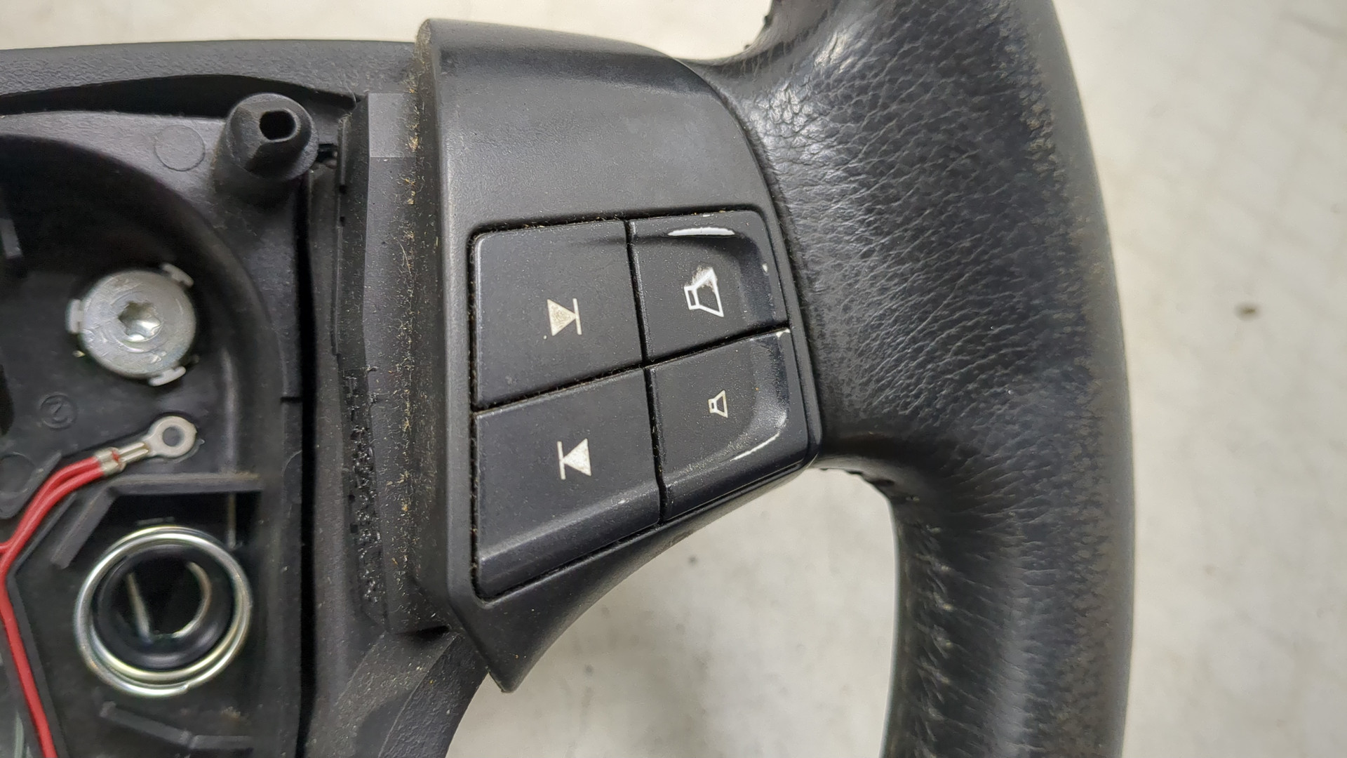 Рулевое колесо (руль)