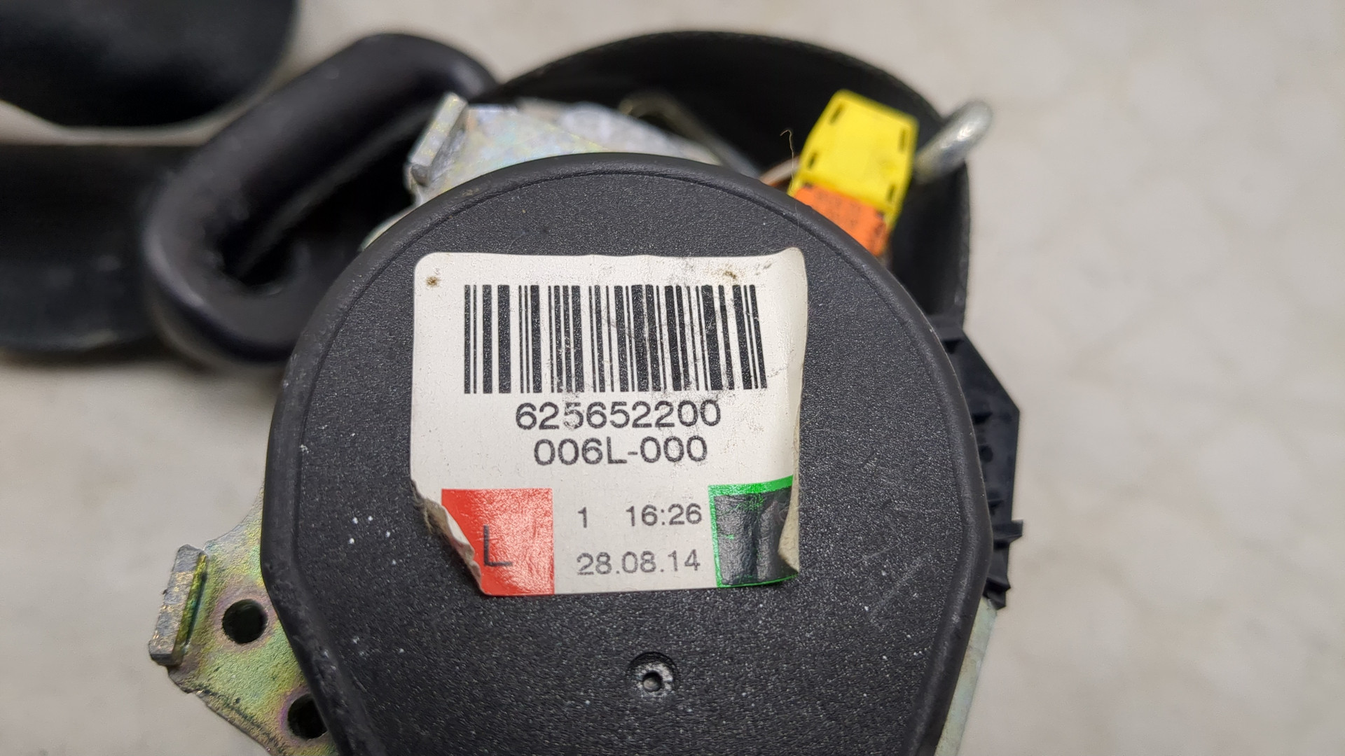 Ремень безопасности