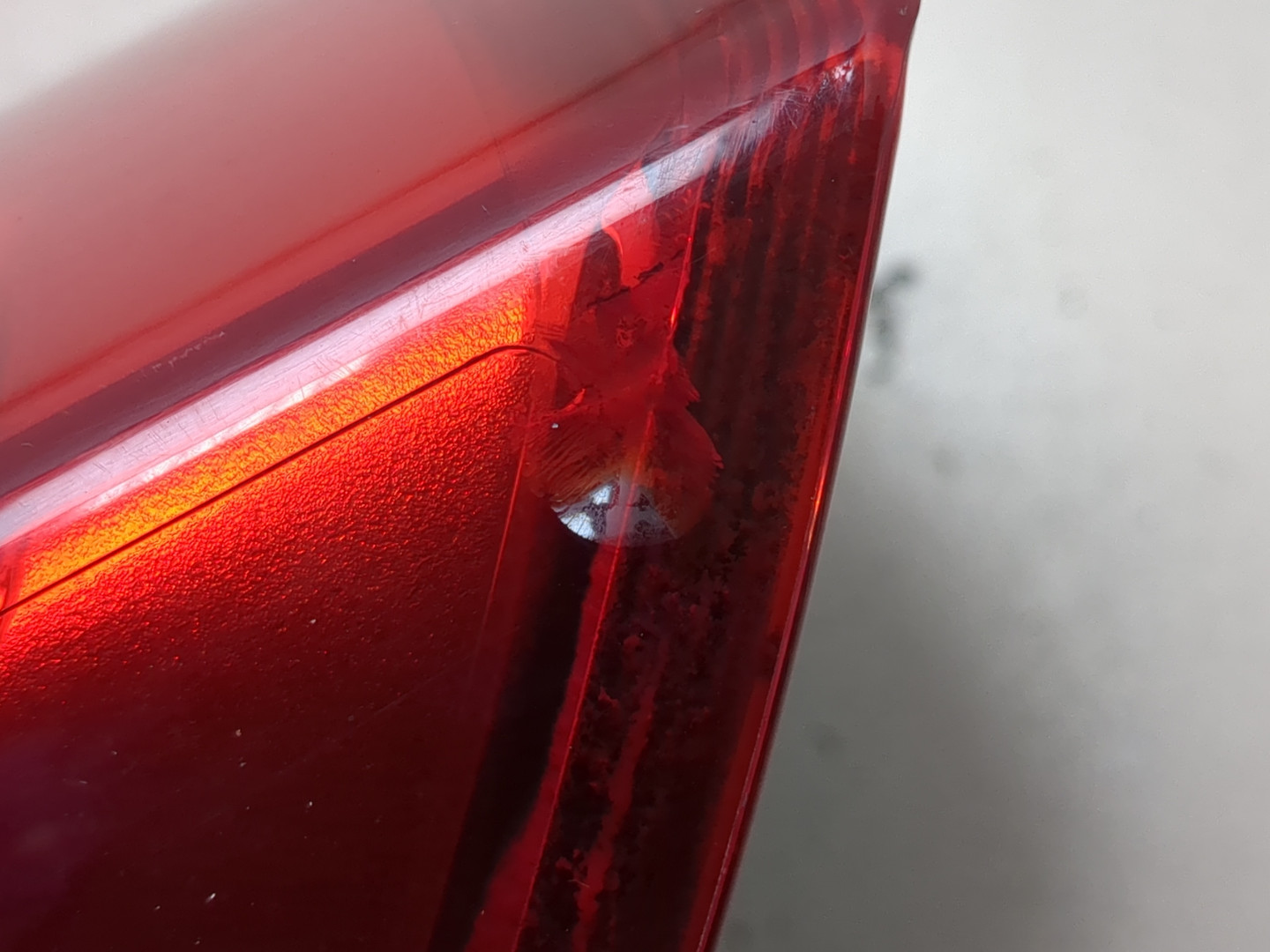 Фонарь задний правый