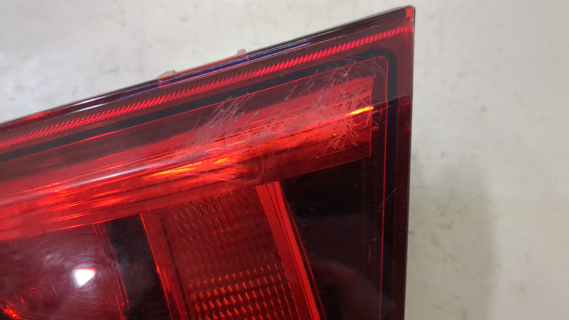 Фонарь задний внутренний правый