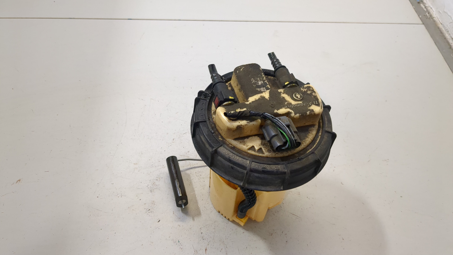 Насос топливный электрический