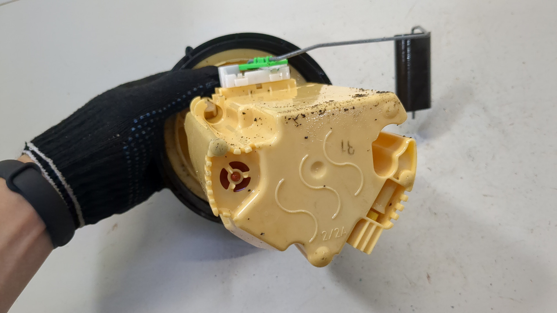 Насос топливный электрический