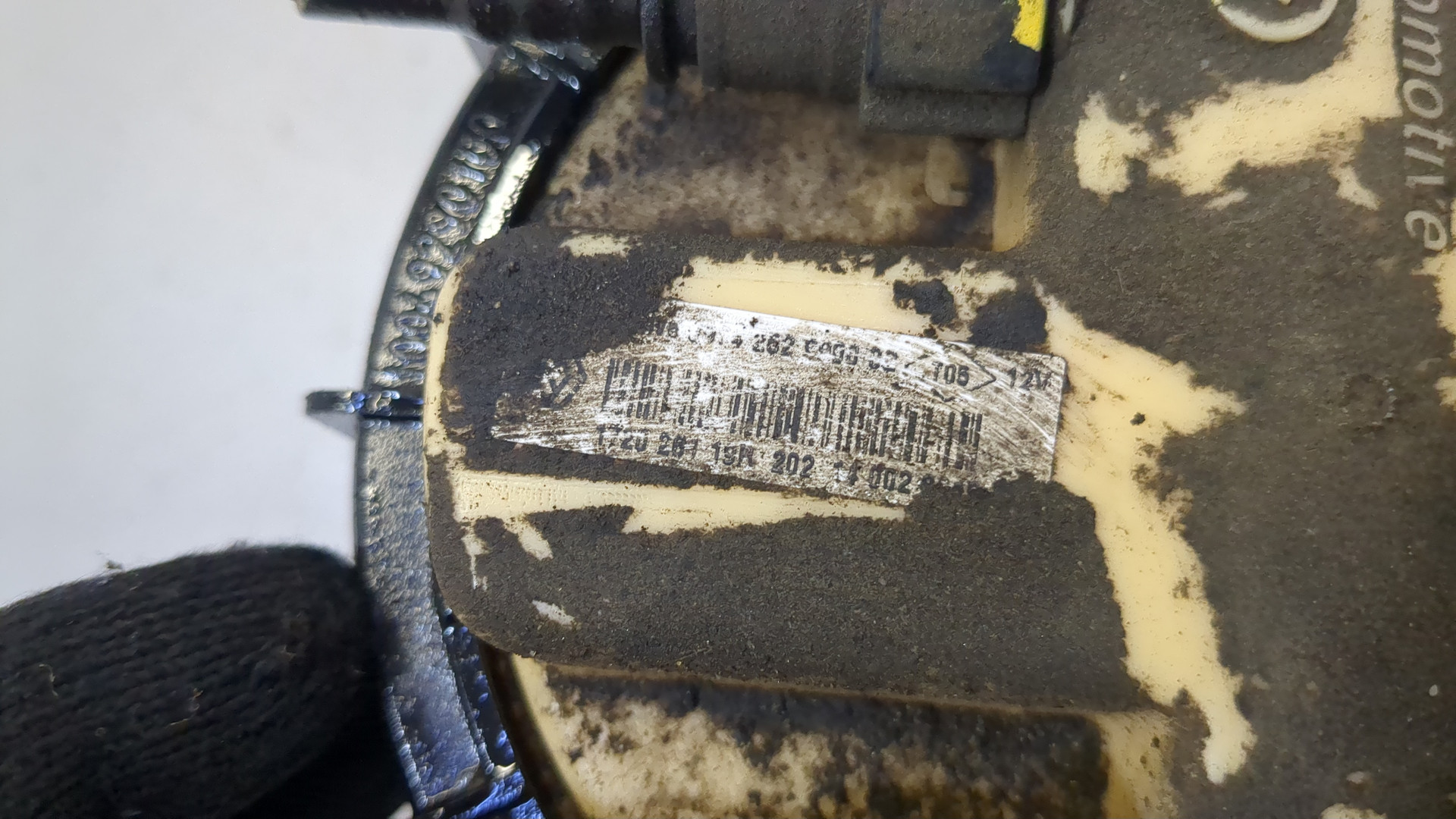 Насос топливный электрический