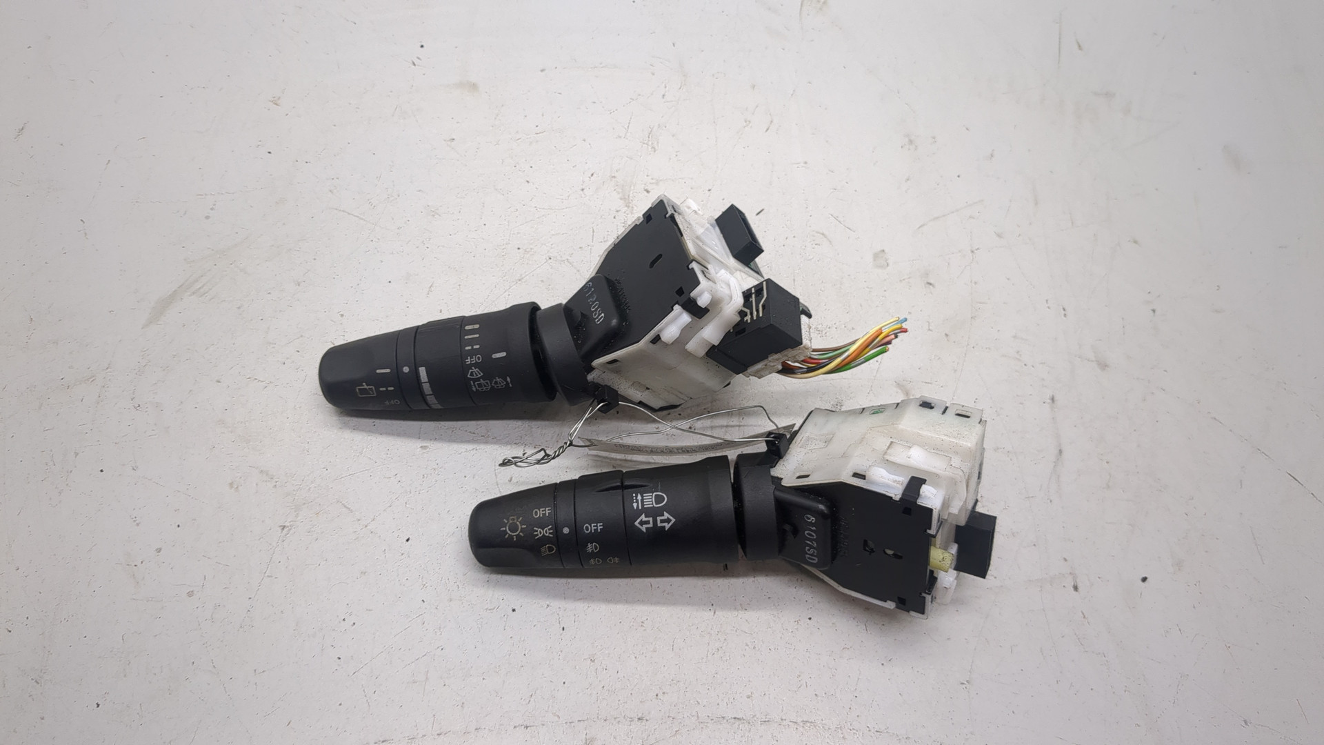 Переключатель подрулевой