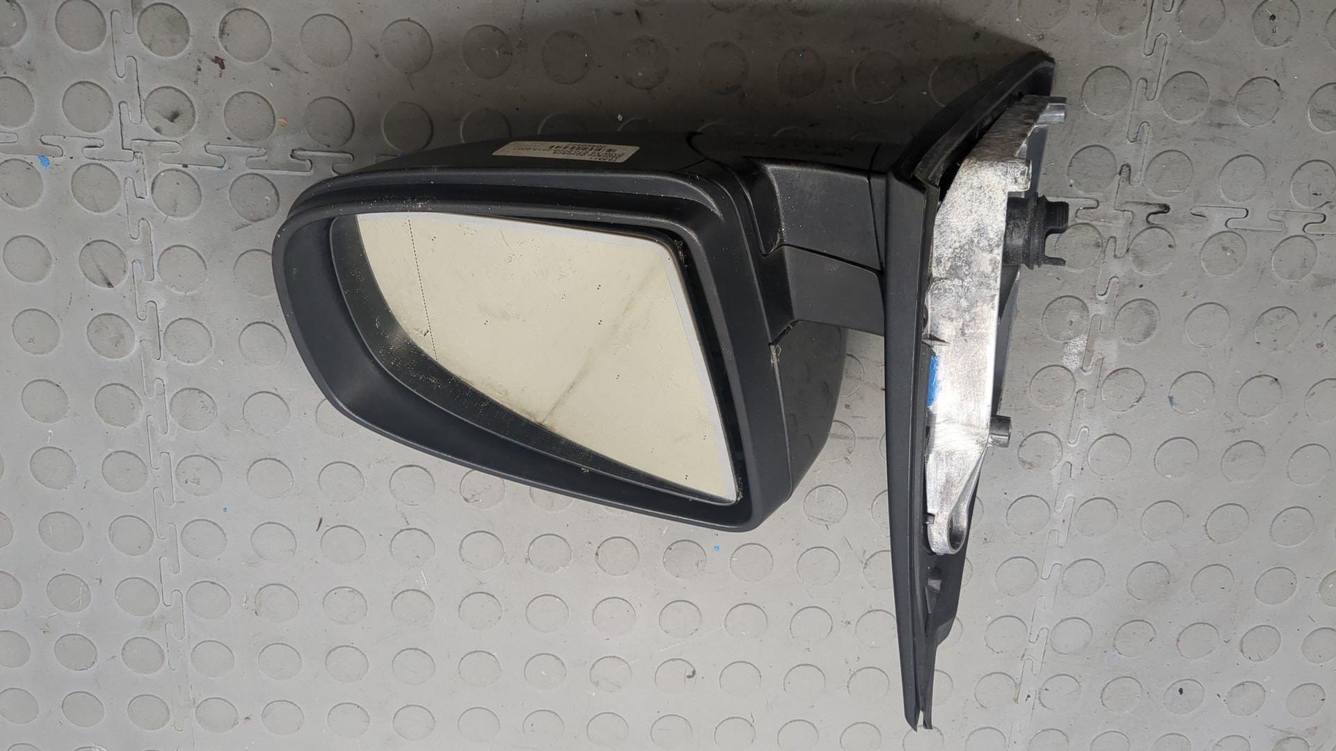 Зеркало правое электрическое