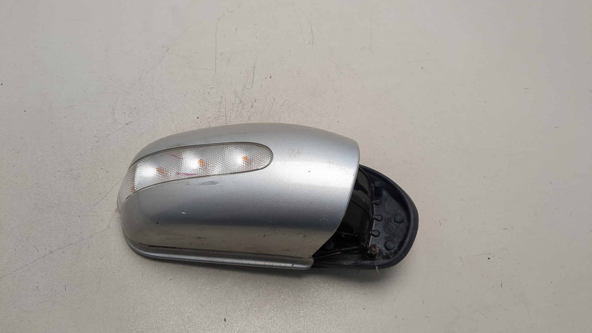 Зеркало правое электрическое