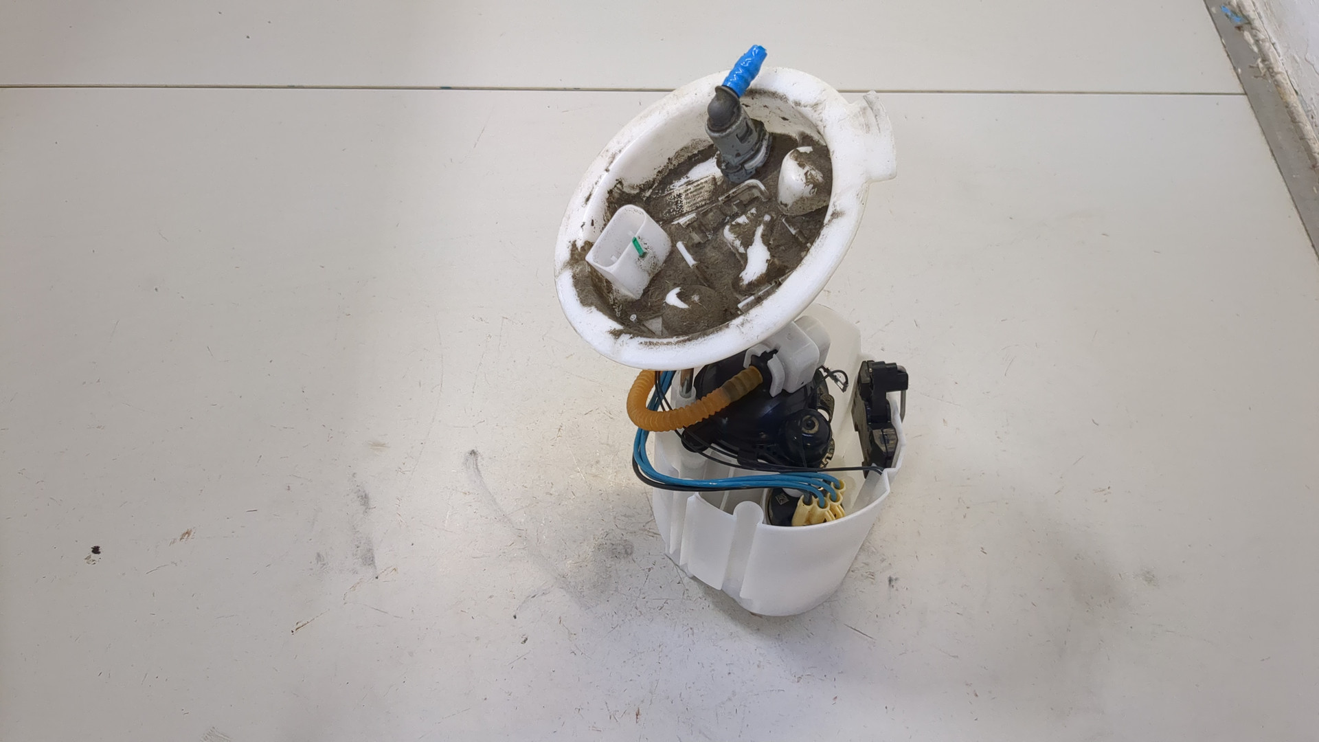 Насос топливный электрический