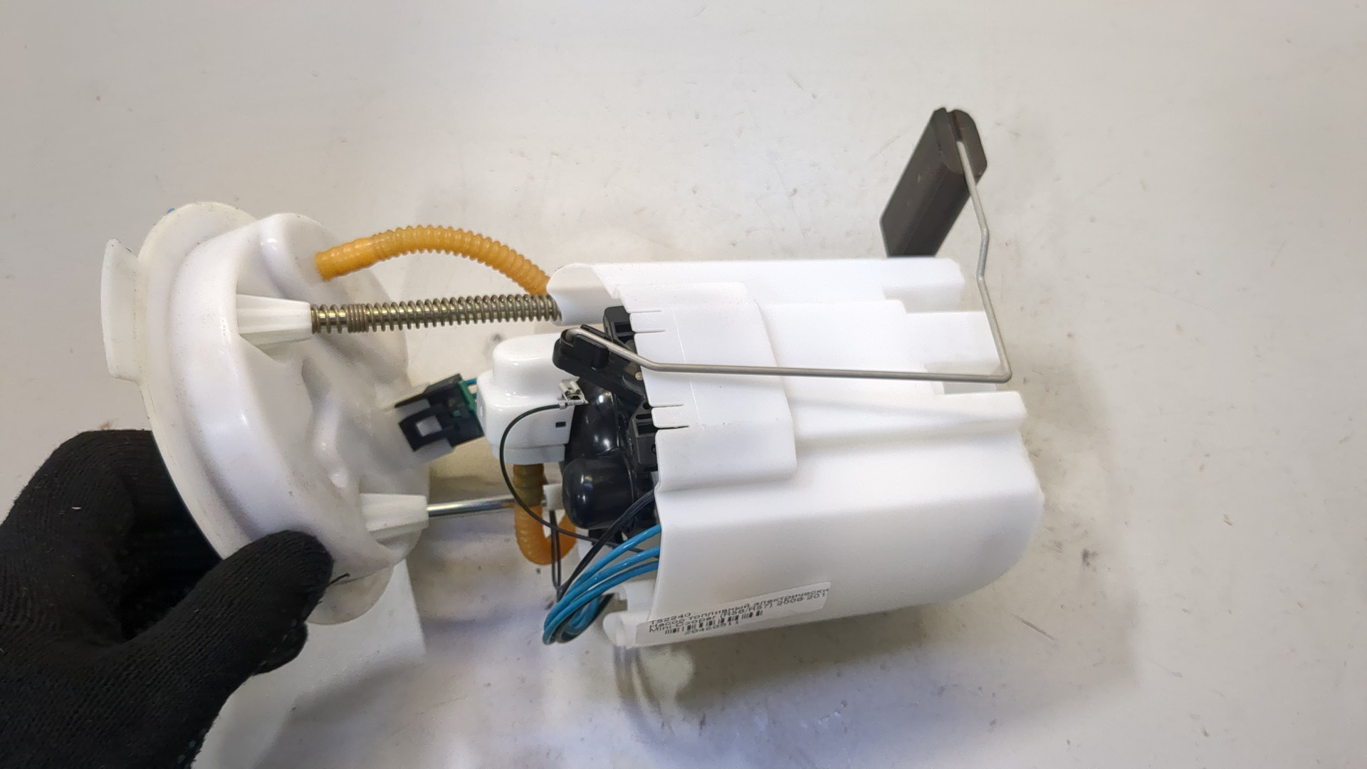 Насос топливный электрический