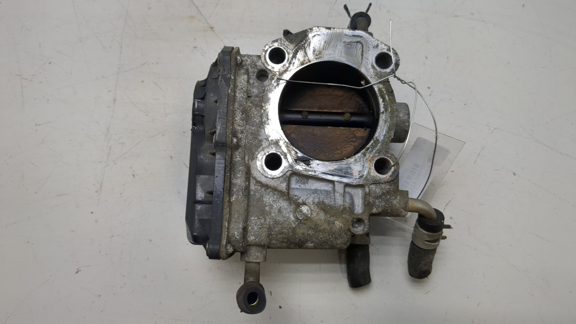 Заслонка дроссельная электрическая