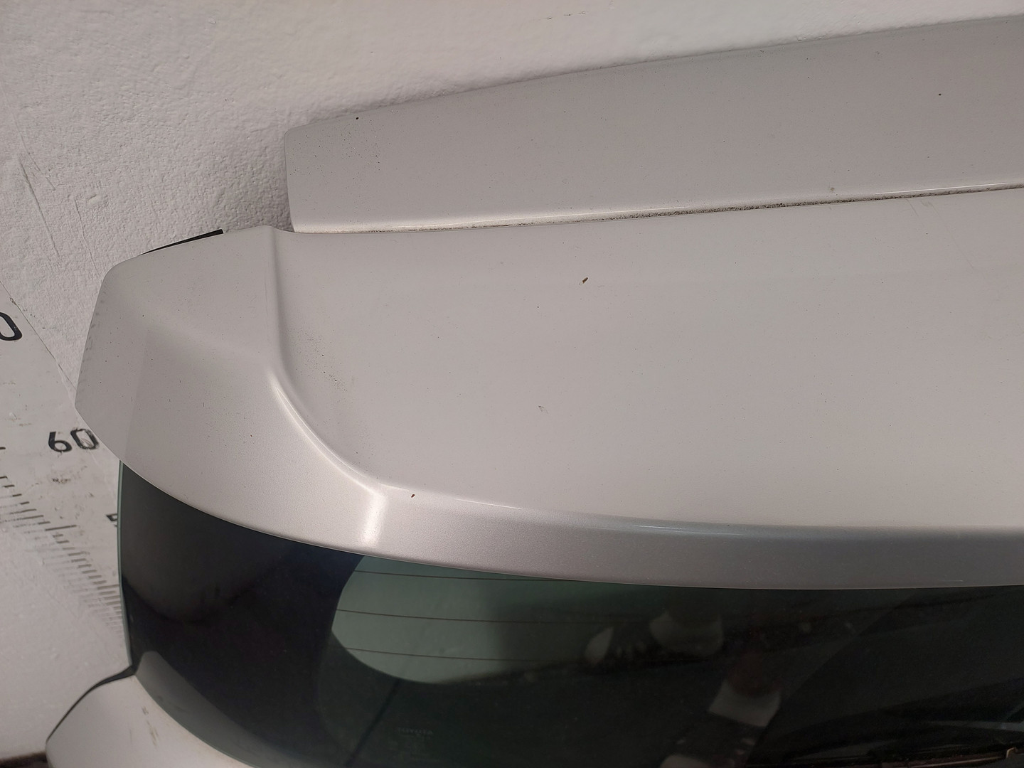 Дверь багажника