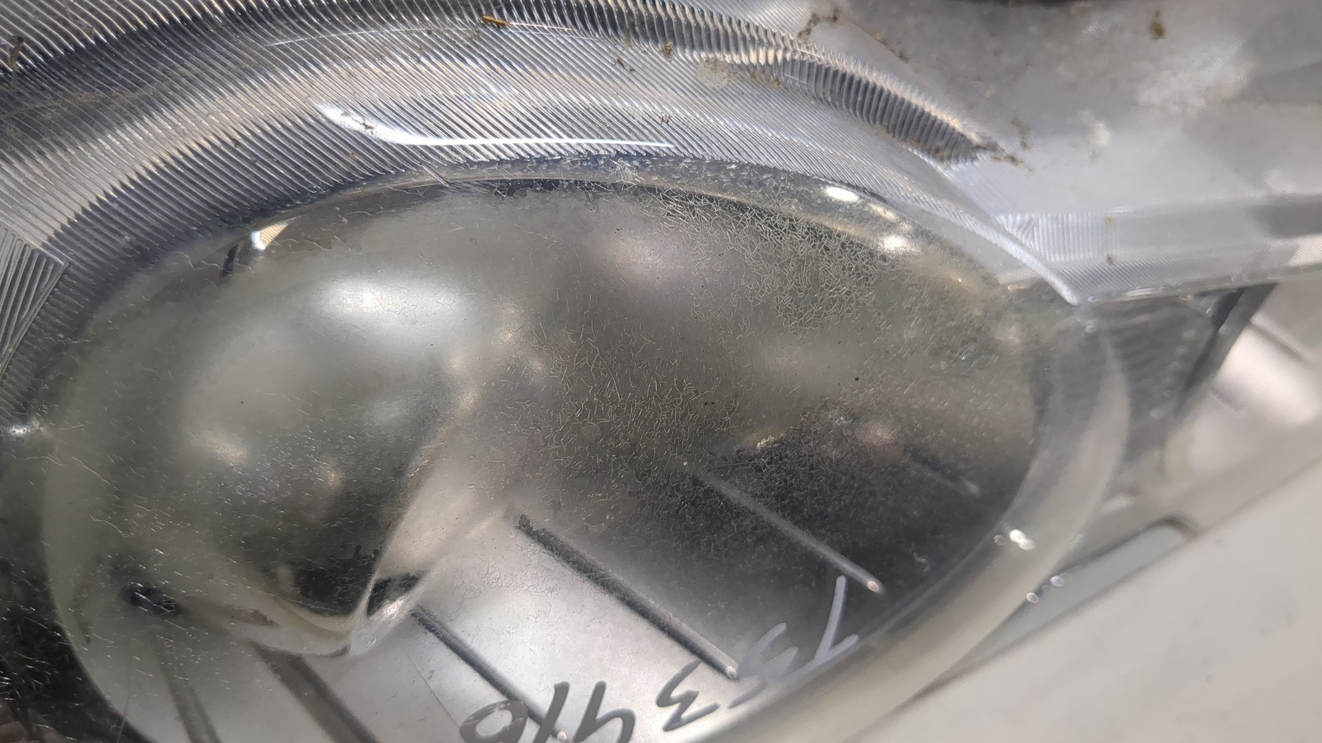 Фара правая