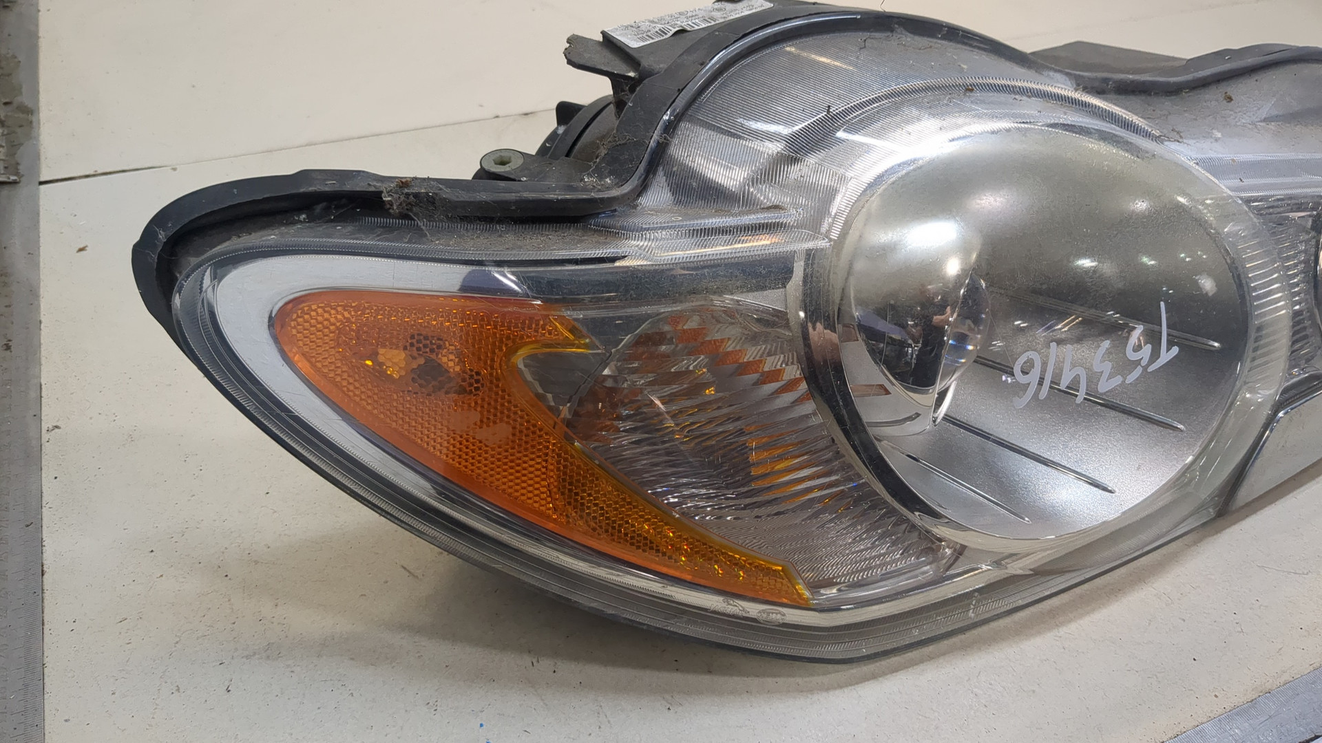 Фара правая