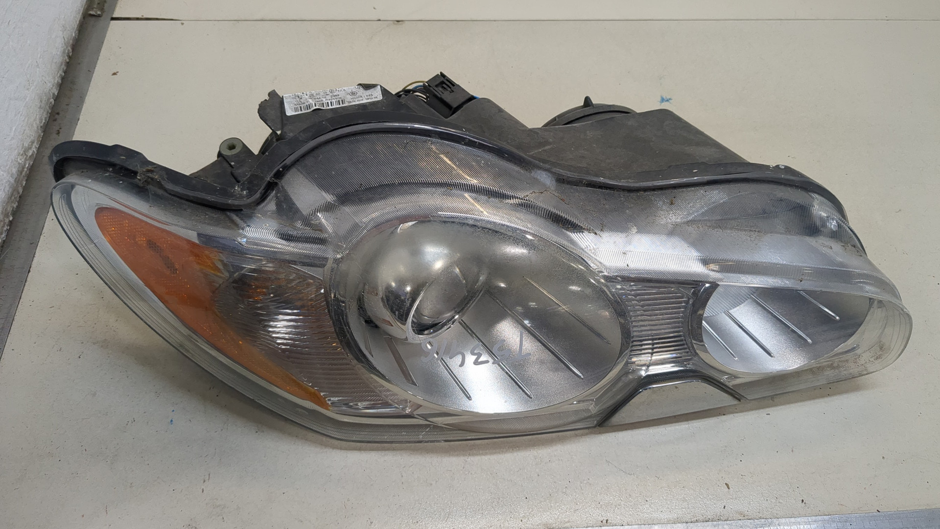 Фара правая