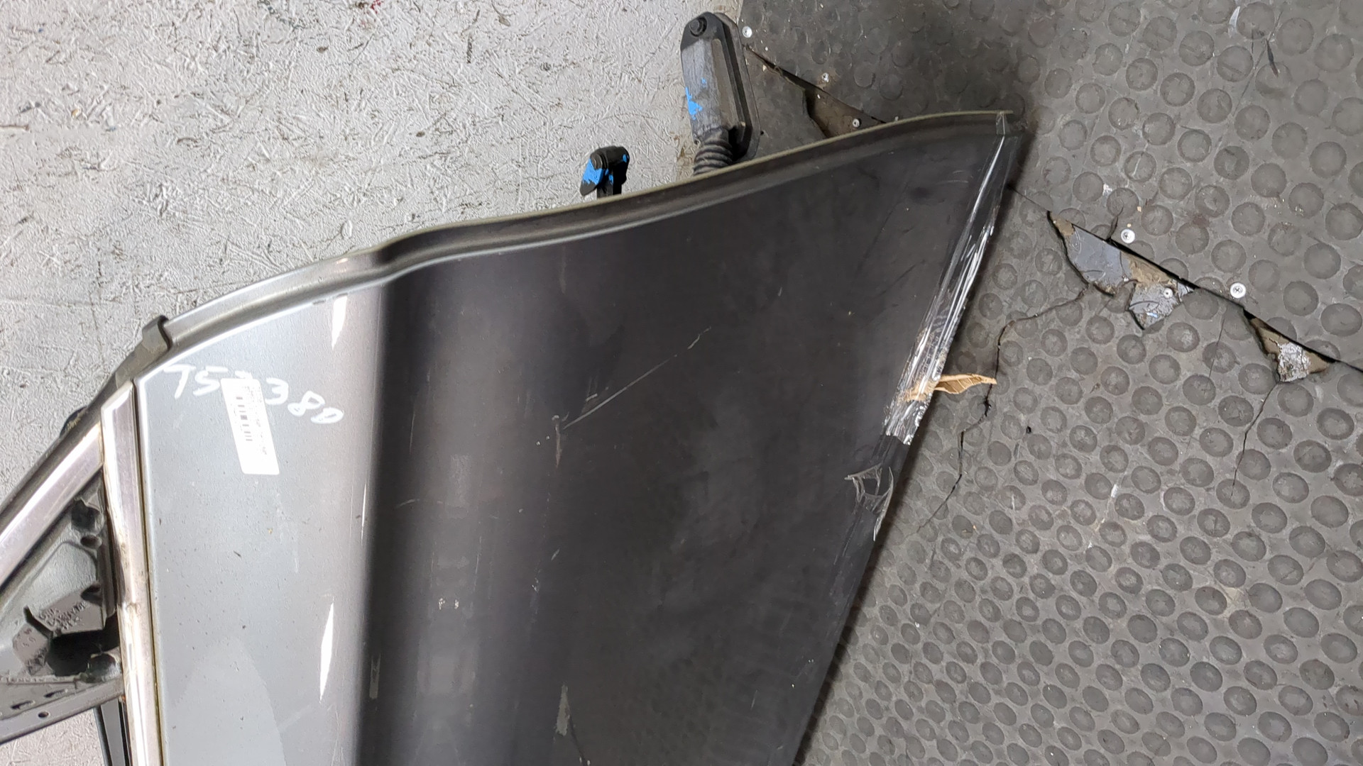 Дверь передняя правая