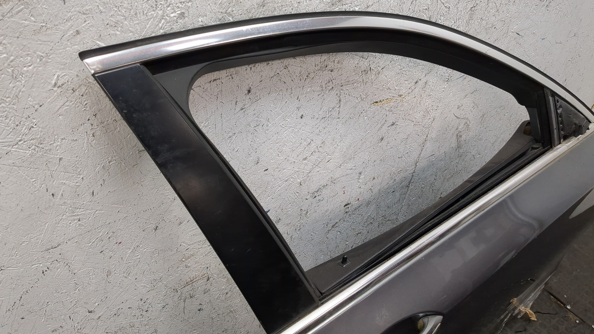 Дверь передняя правая