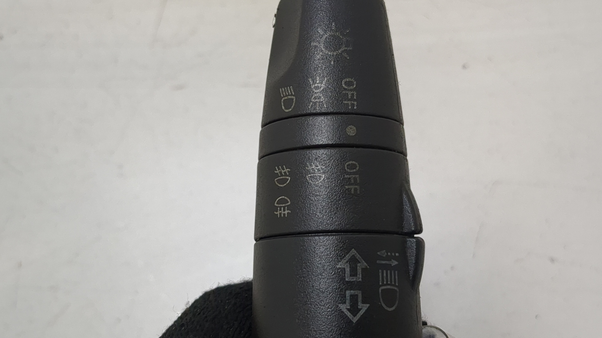 Переключатель поворотов подрулевой