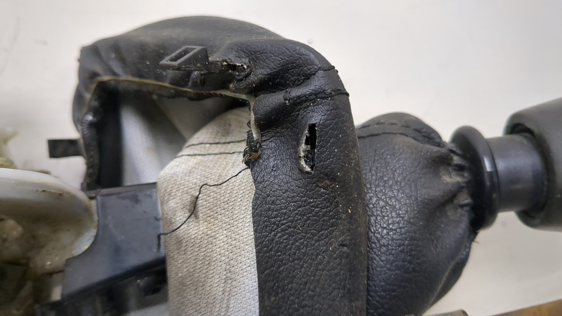 Кулиса МКПП / АКПП