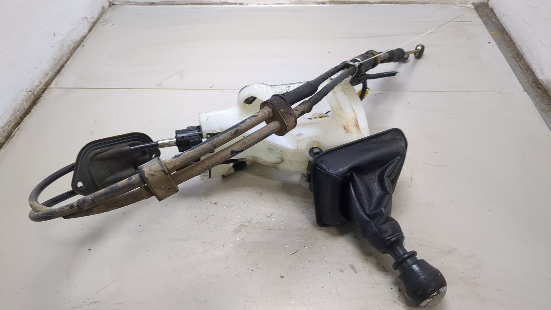 Кулиса МКПП / АКПП