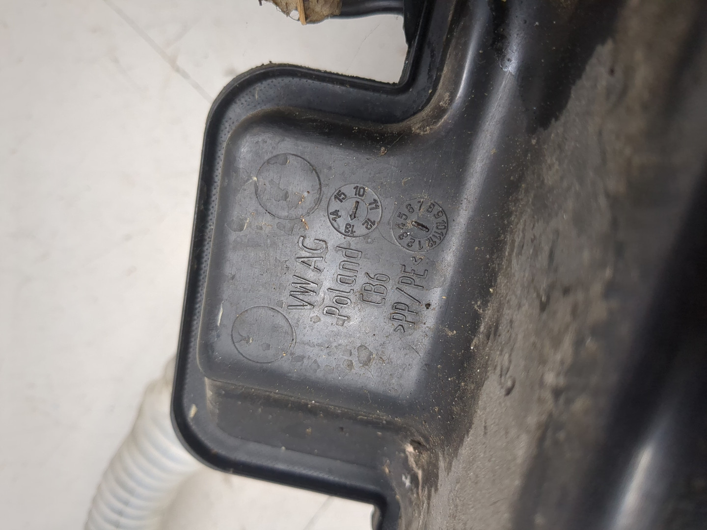 Бачок омывателя лобового стекла