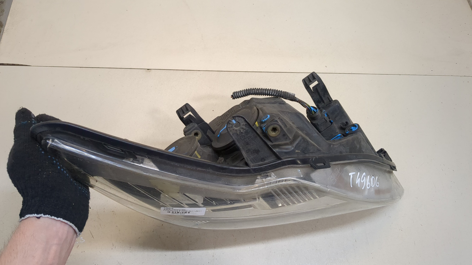 Фара правая