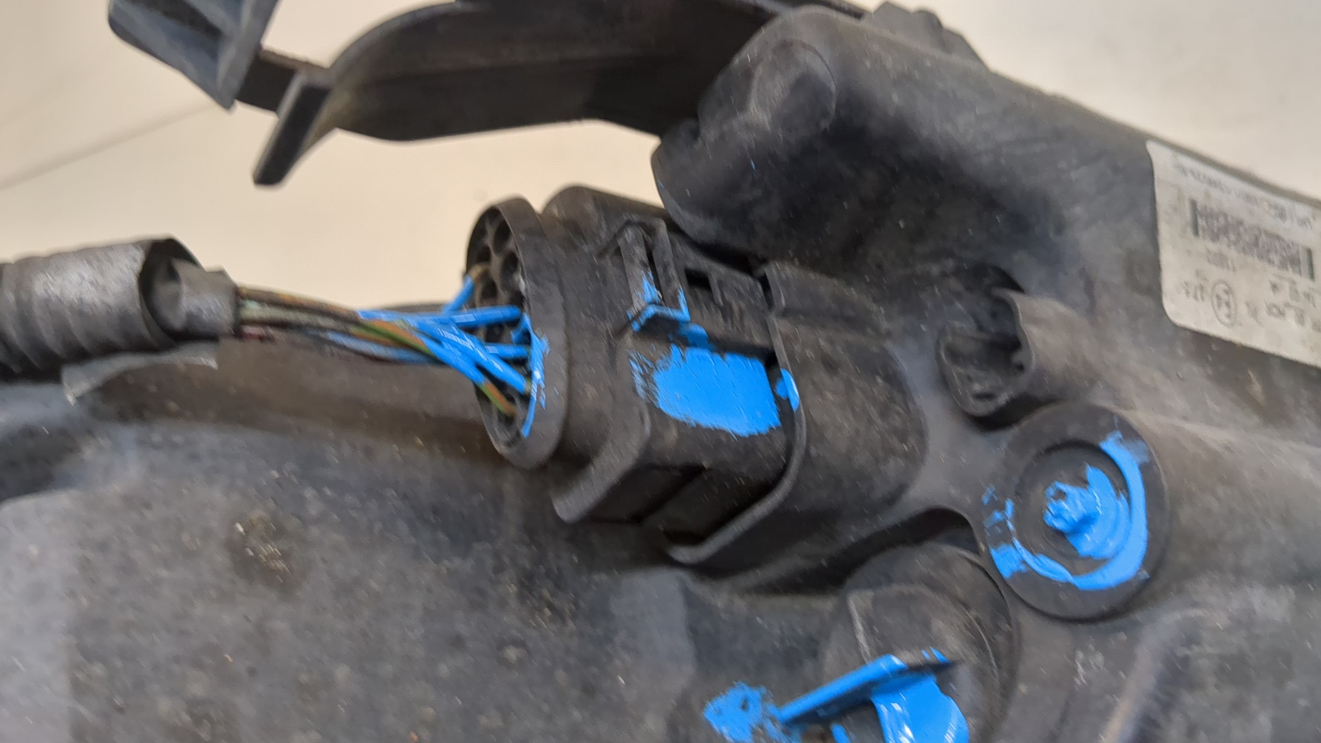 Фара правая