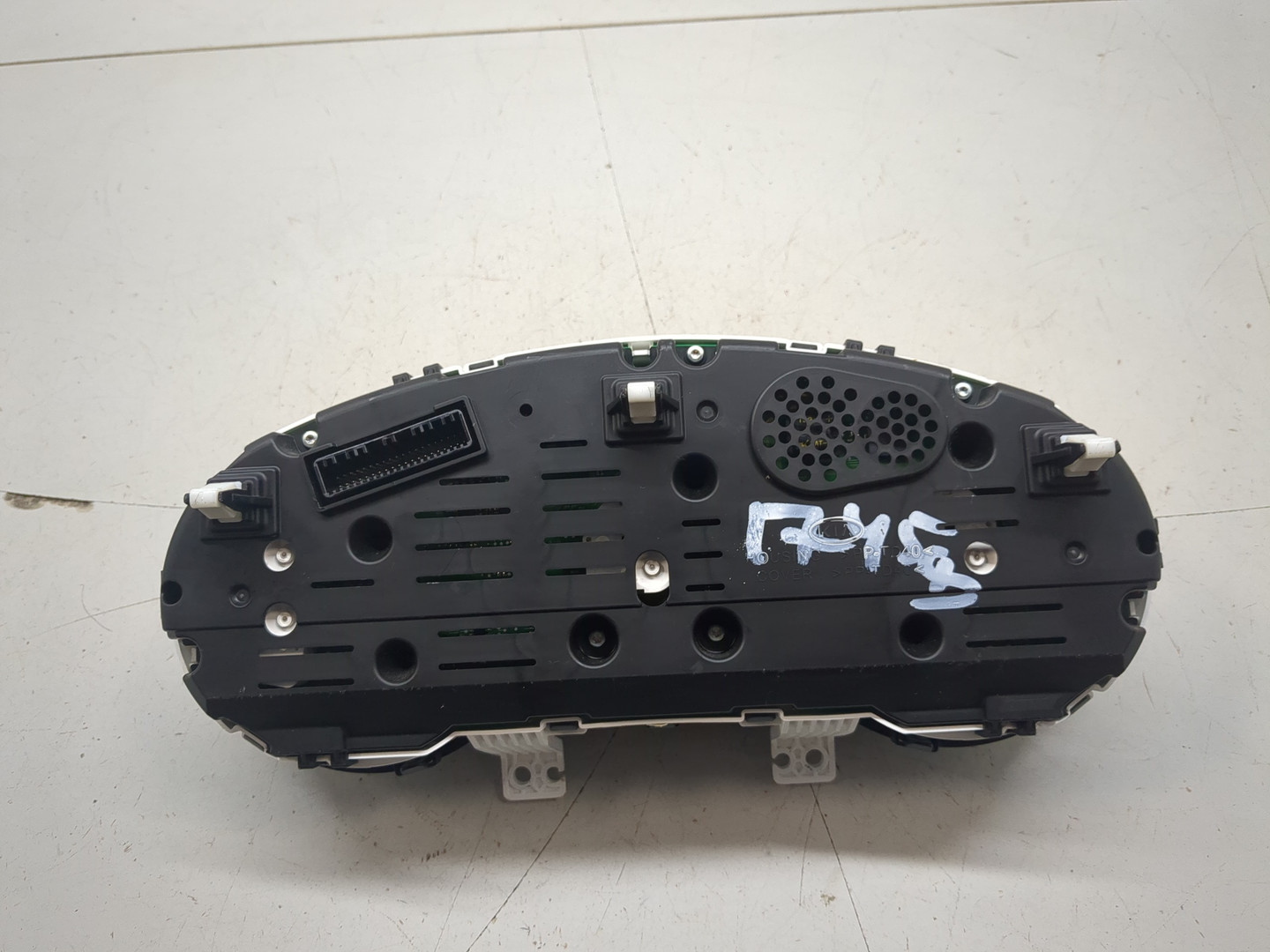 Панель приборов