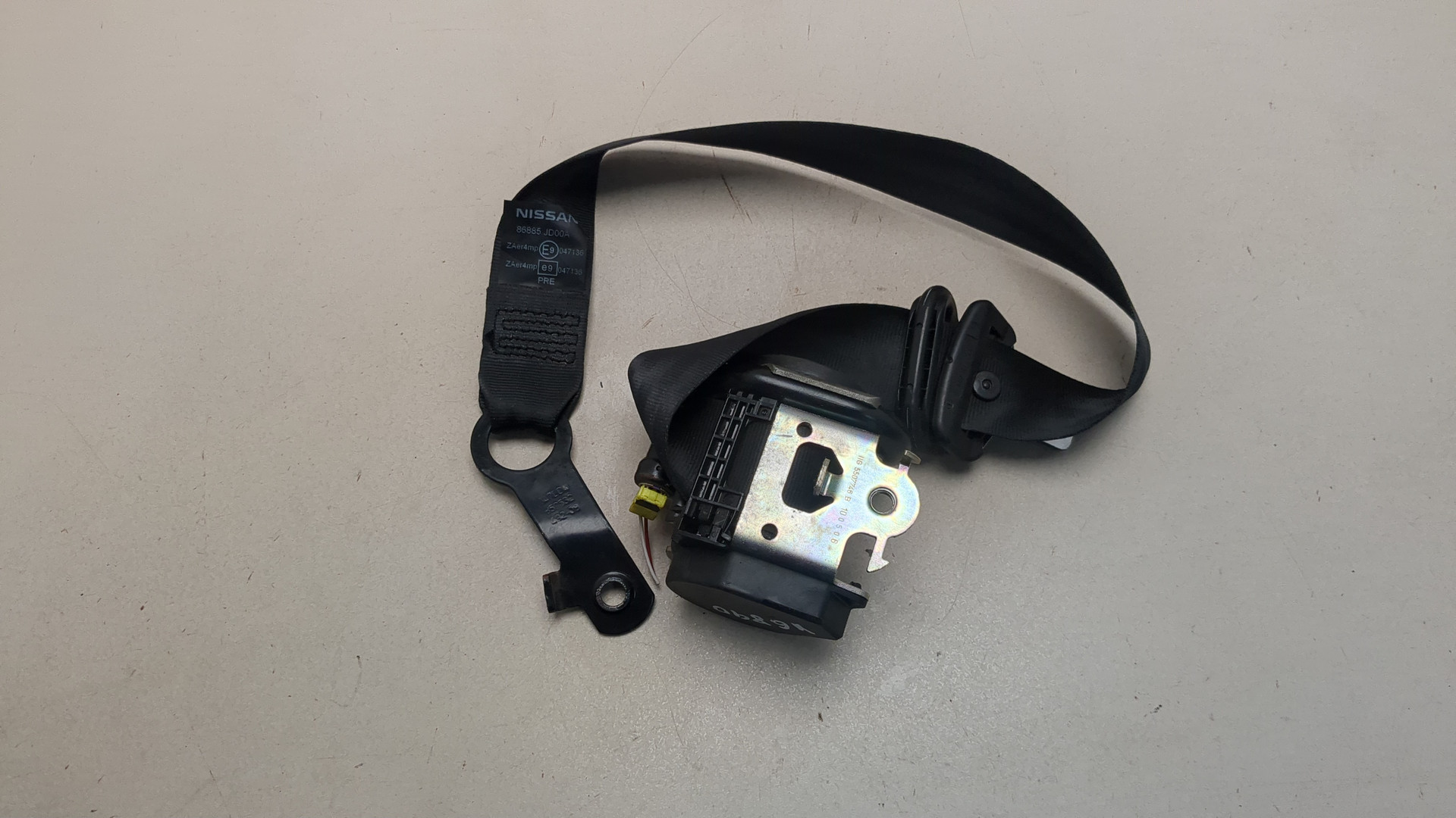 Ремень безопасности