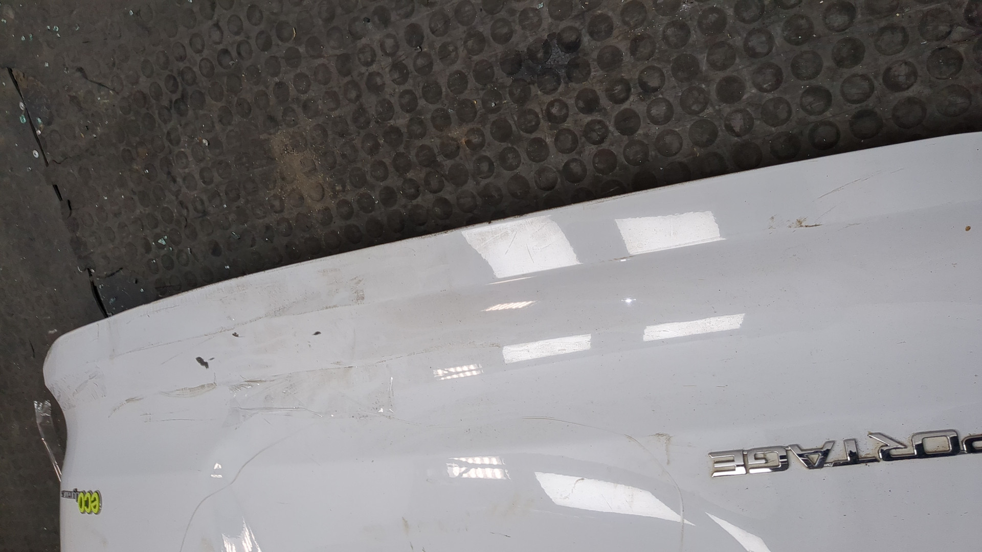 Дверь багажника