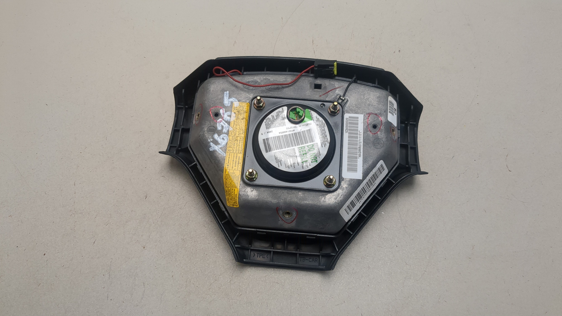 Подушка безопасности в рулевое колесо