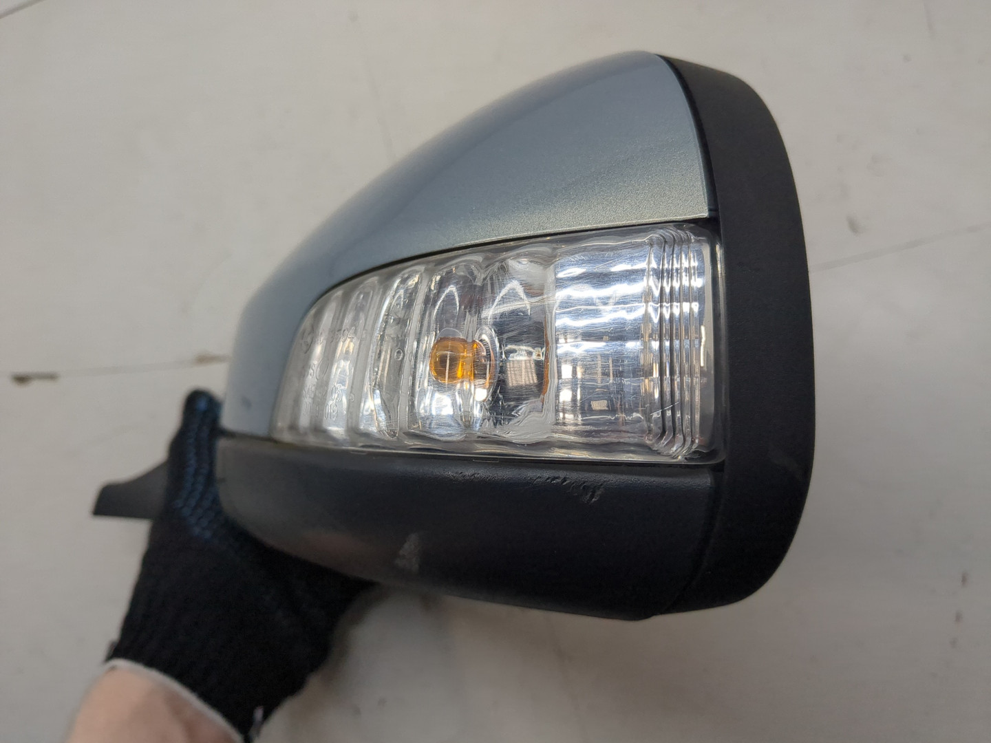 Зеркало левое электрическое