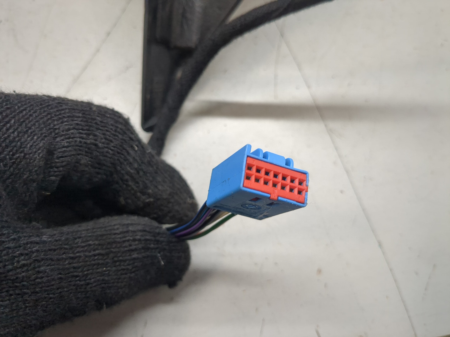 Зеркало левое электрическое